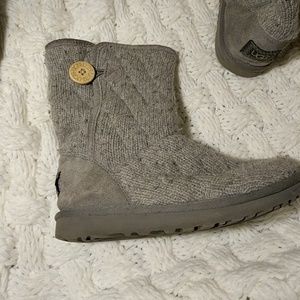 Ugg books- BOGO 50% OR 3 FOR 1 FREE